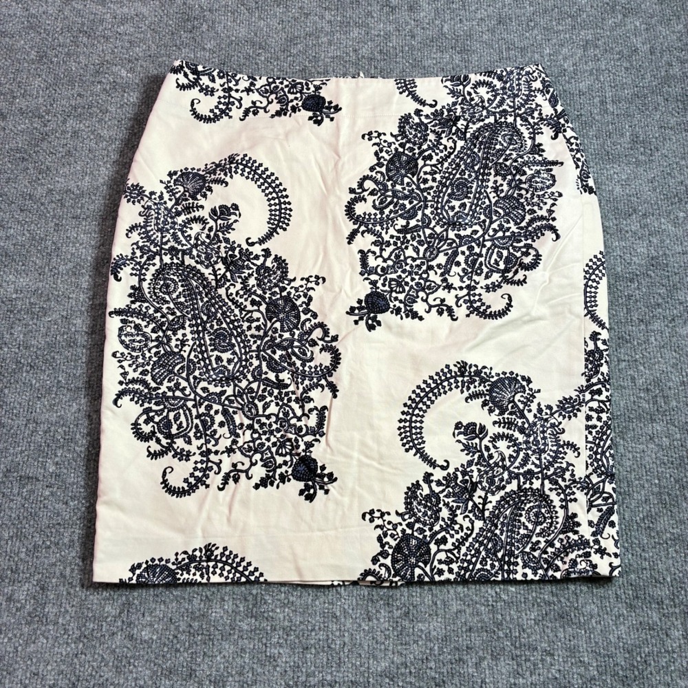 LOFT Paisley Pencil Skirt Womens 10P Ivory Navyā Stretch Lined Petite